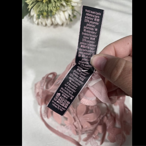 NWT $39 Victoria Secrets Lux Embroidered Thong Panty‎ Demure Pink [ Large ] - Picture 9 of 12